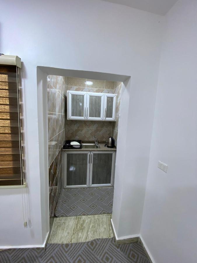 Petra Main Gate Studios Вади Муса Номер фото